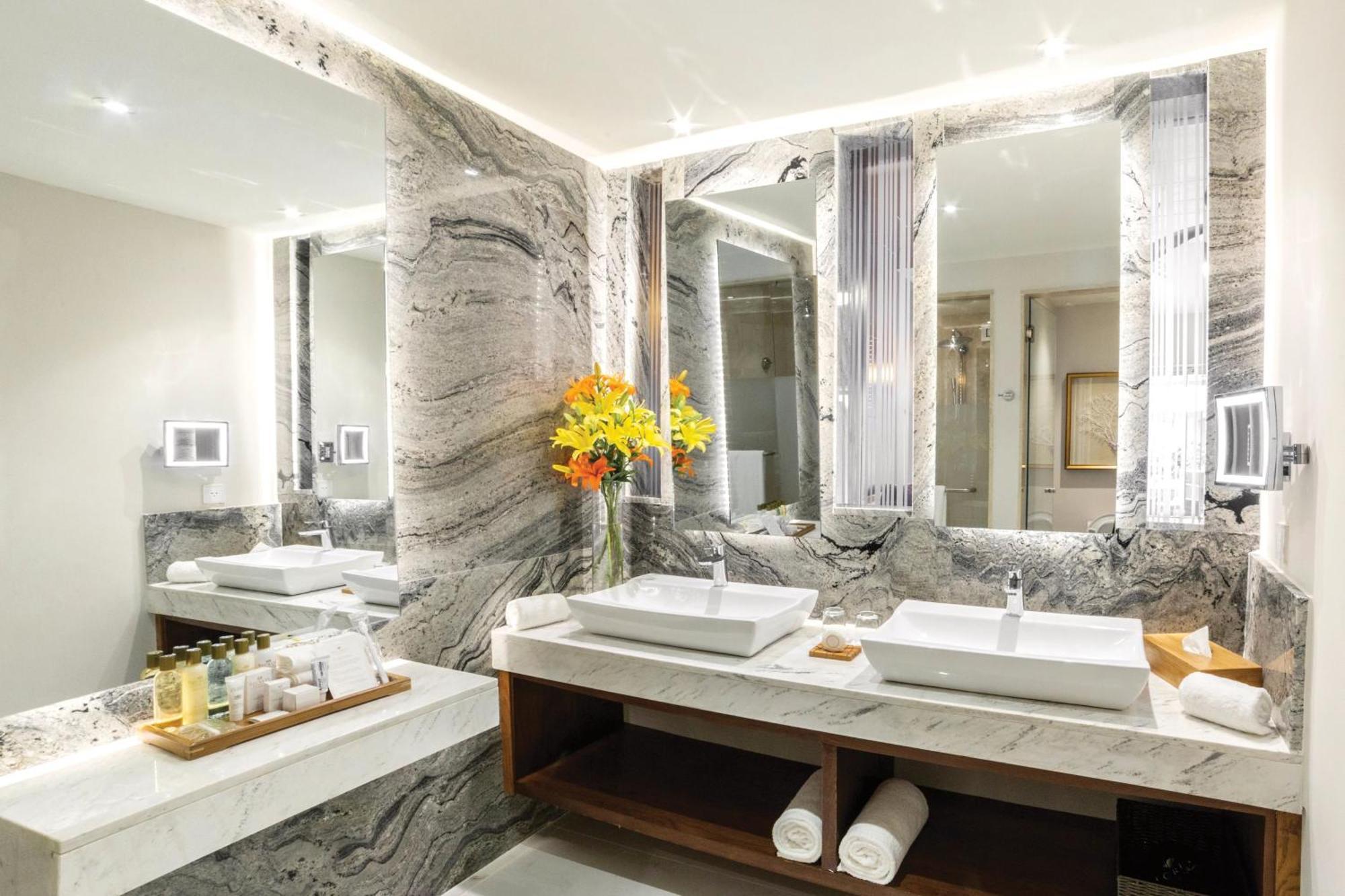 Suite Junior Club Privilège Lit King-Size avec Piscine Privée