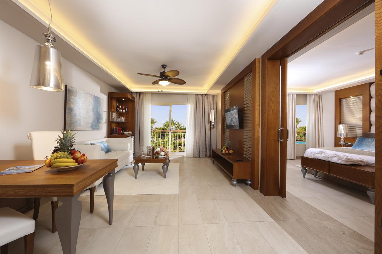 Suite 1 Chambre avec Jacuzzi - Wi-Fi Gratuit